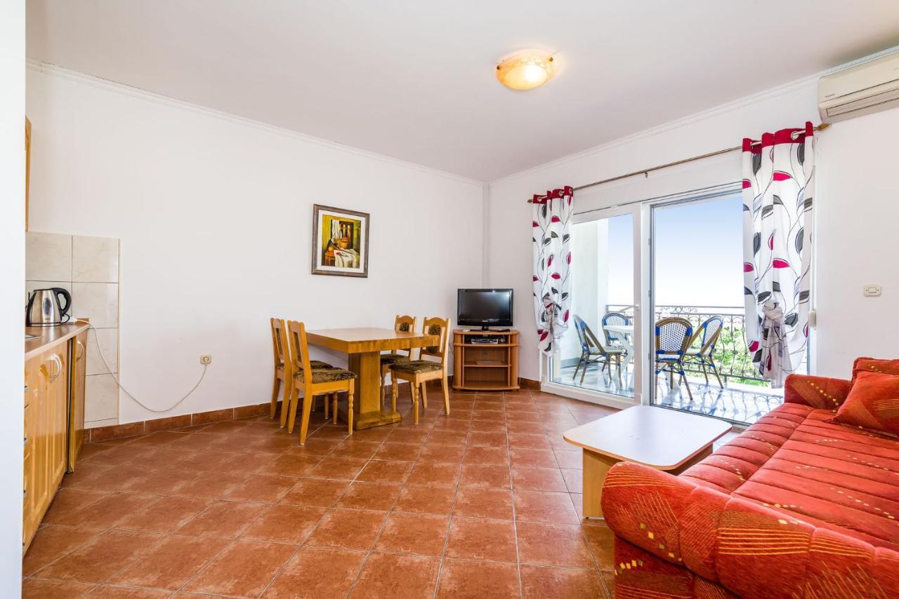 Apartments Bozana Затон Экстерьер фото